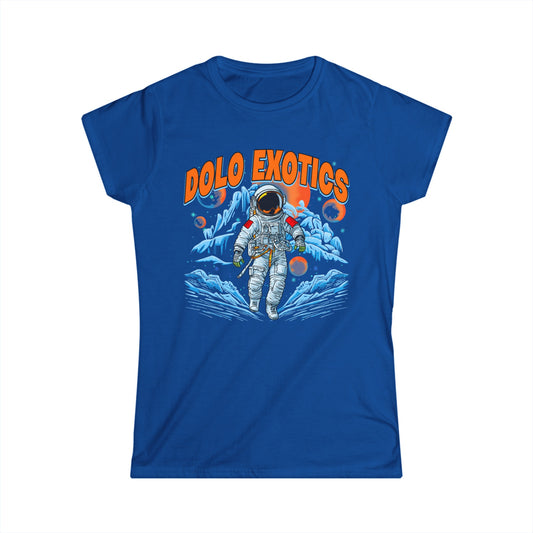 Dolo Exotics Astronaut in the Ocean Women's T Shirt